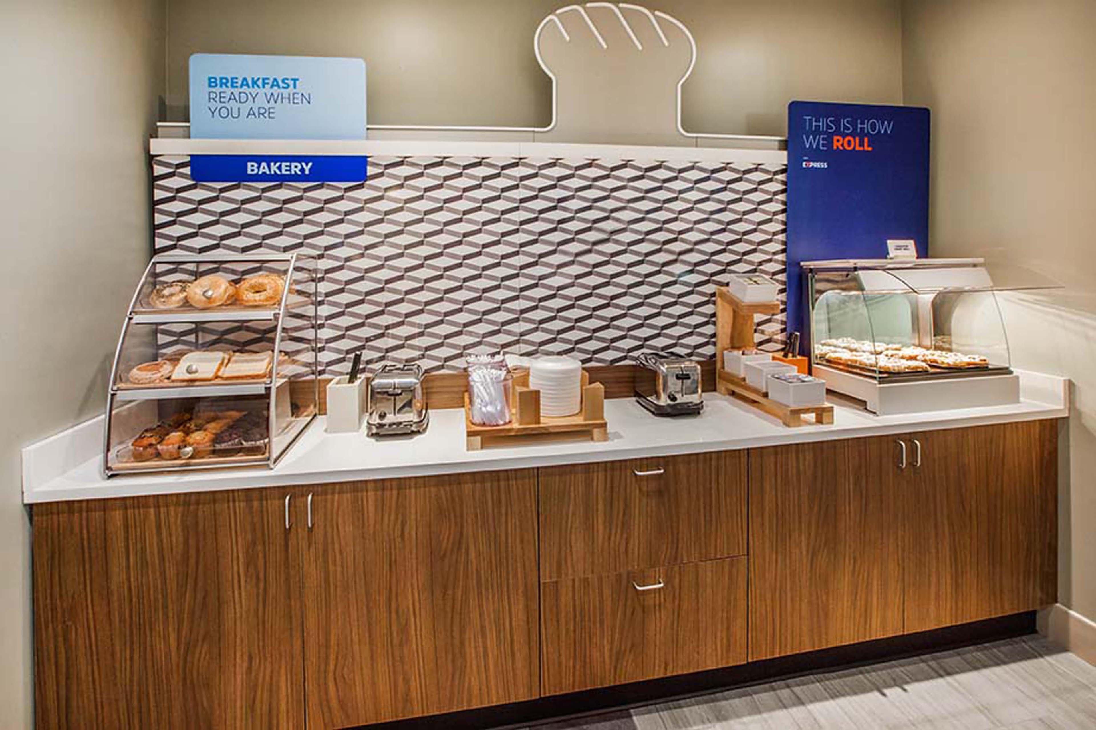 Holiday Inn Express Hotel & Suites Oklahoma City-West Yukon By Ihg Eksteriør billede